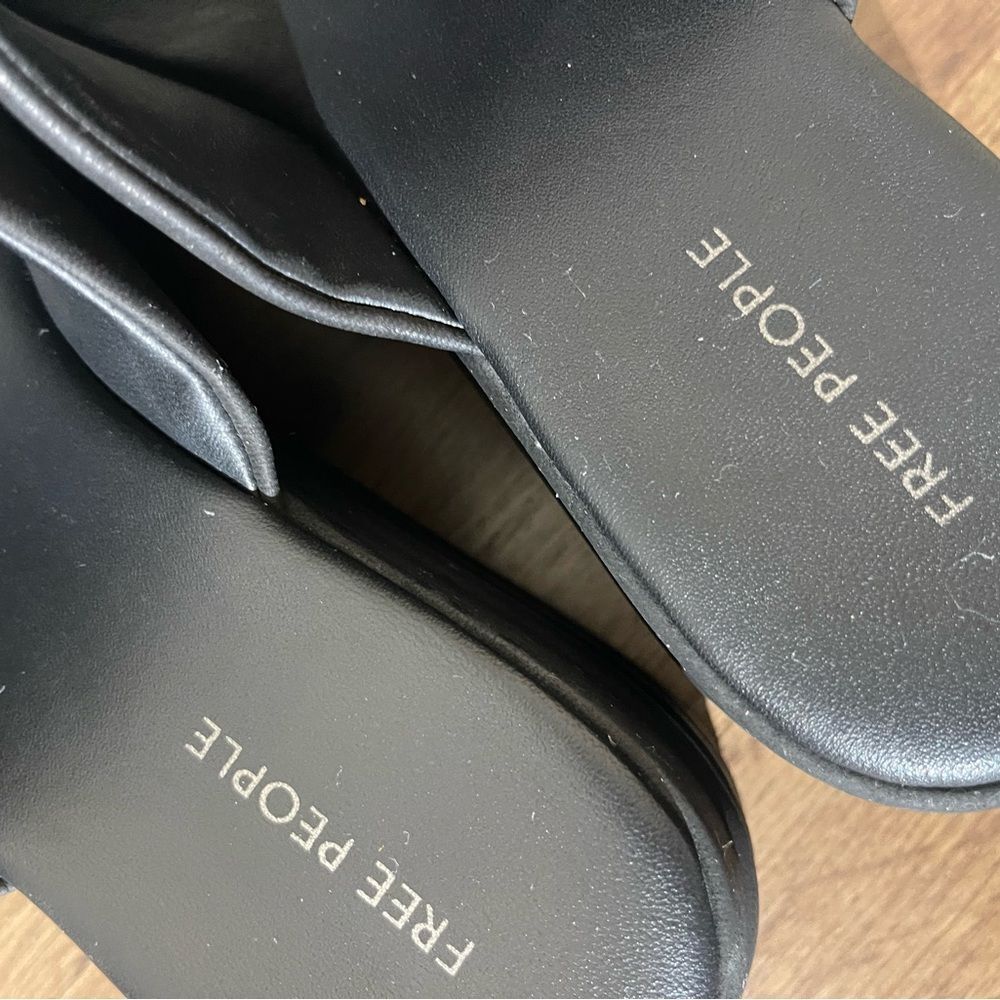 Sold - Picture 8 of 10